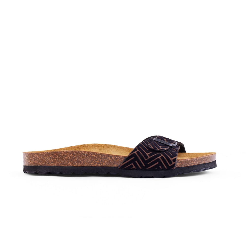 5bd2f04e-8f2d-457c-8ff5-b850d415282f DAMA - MAHOGANY - Image 1