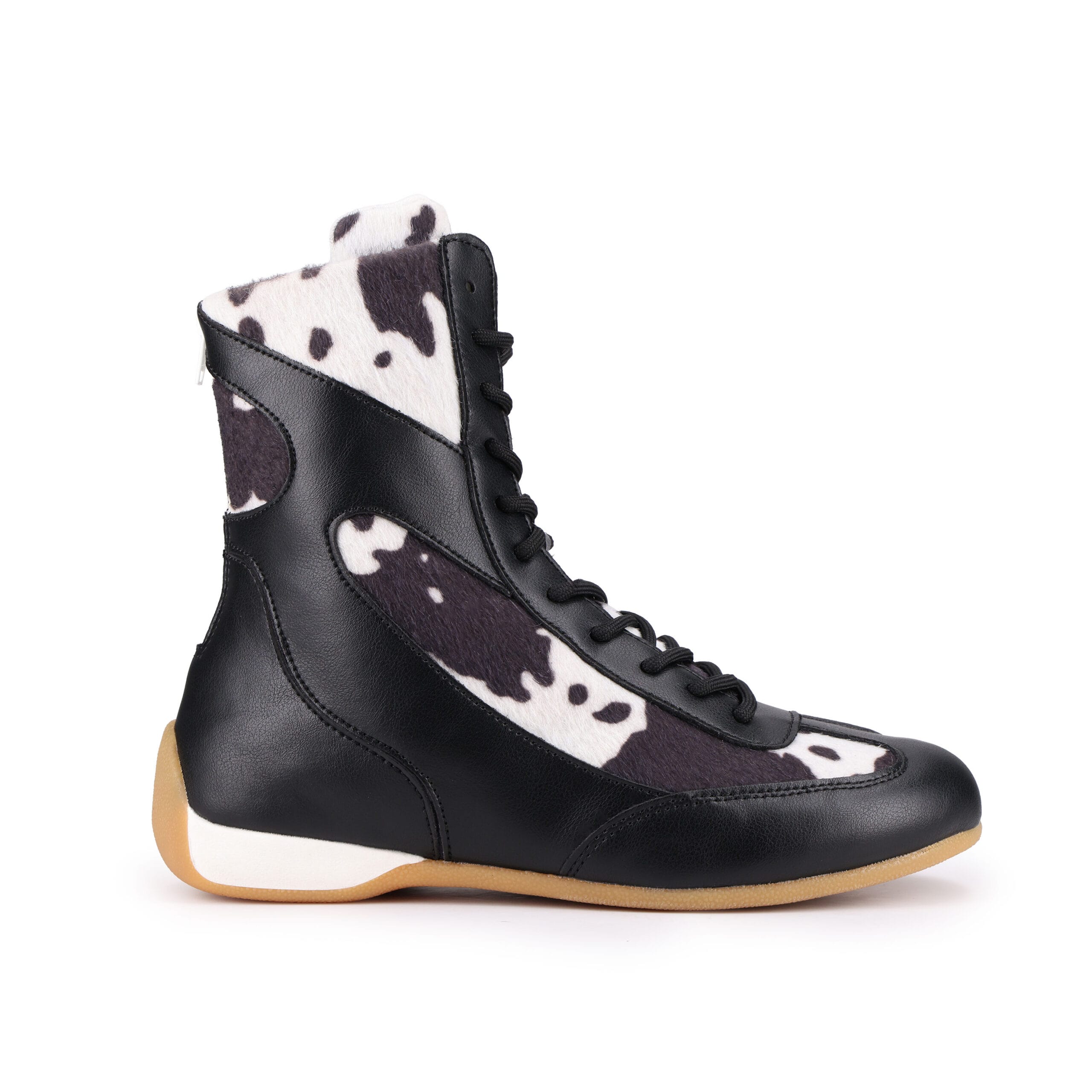 67608ed2-9917-4302-9841-40bb3f2e6231-scaled-1 Z-٩٠٠ - BLK*COW - Image 1